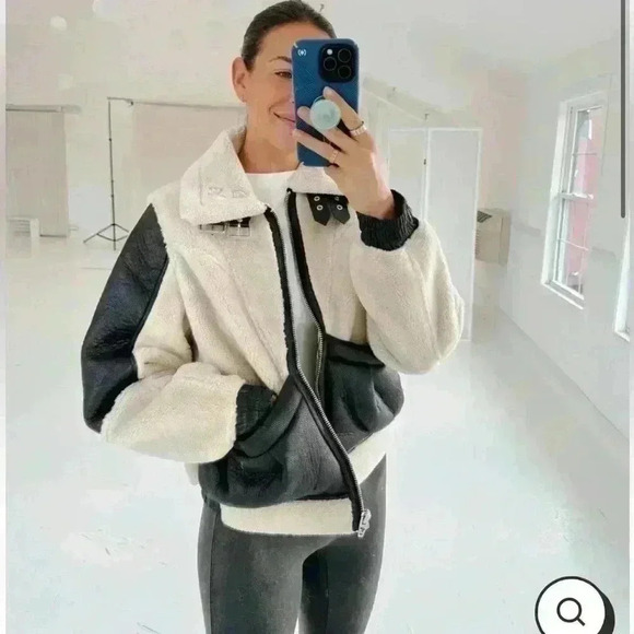 Blank NYC Mixed Media Moto Jacket size large - Picture 3 of 11